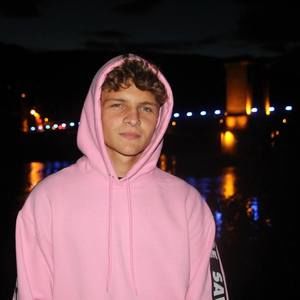 Meet your Posher, Matéo